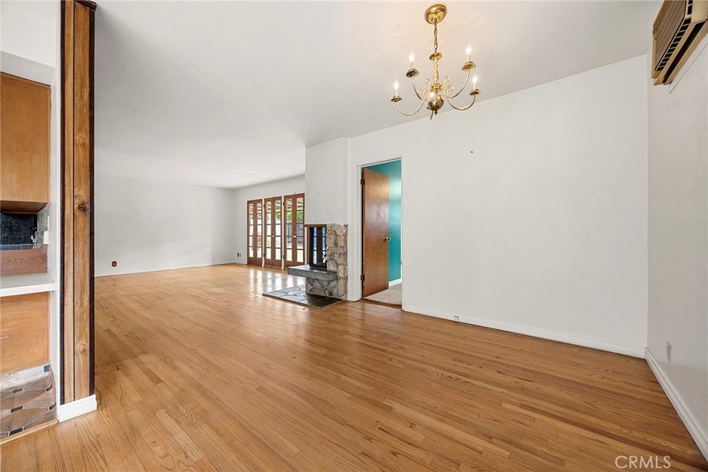 1018 Stanford Avenue