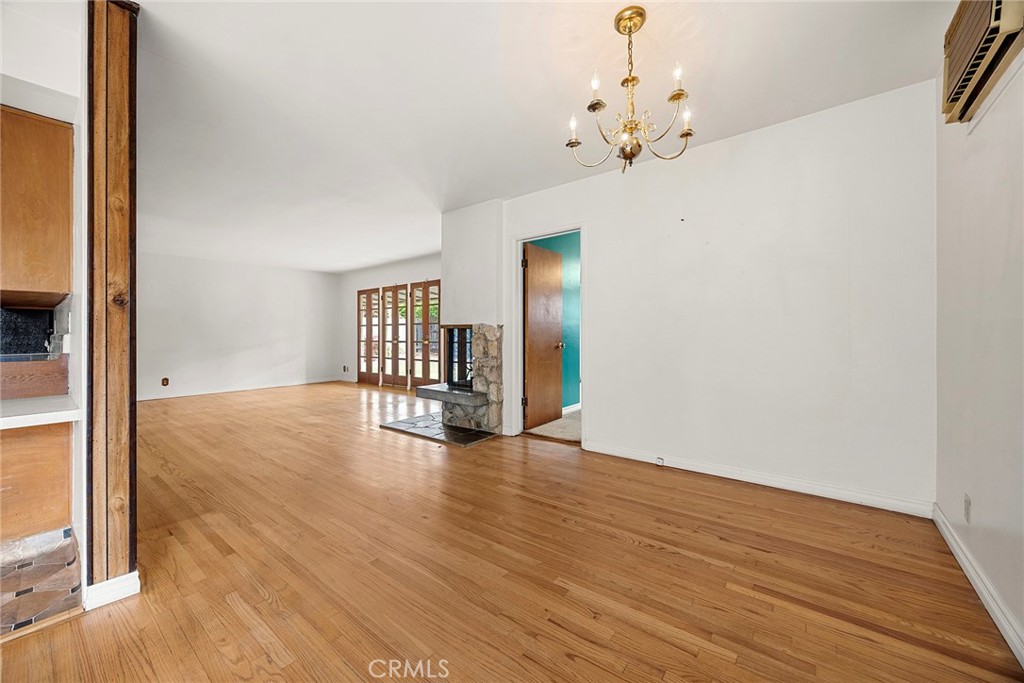 1018 Stanford Avenue