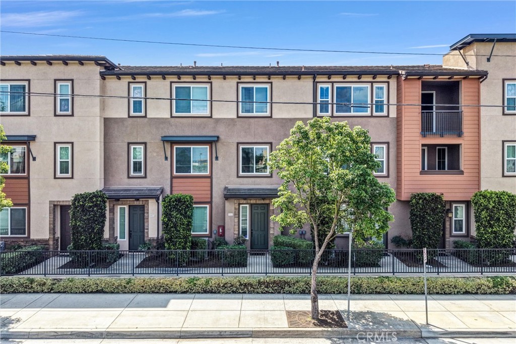 1041 Lime Tree Place