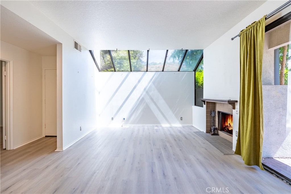 5744 E Creekside Avenue 60