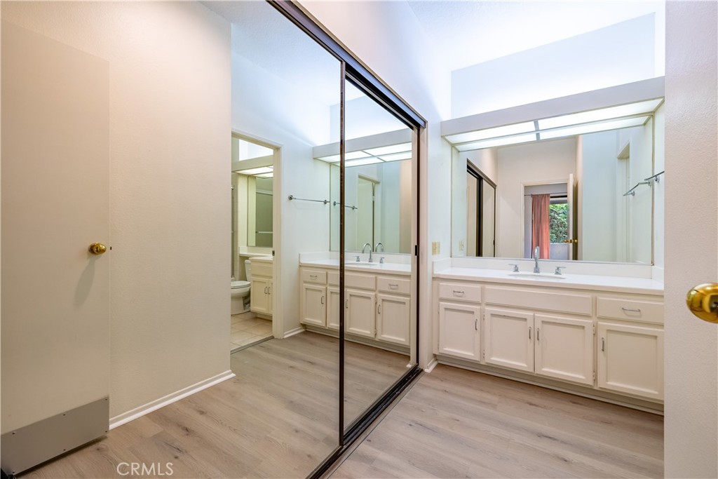 5744 E Creekside Avenue 60