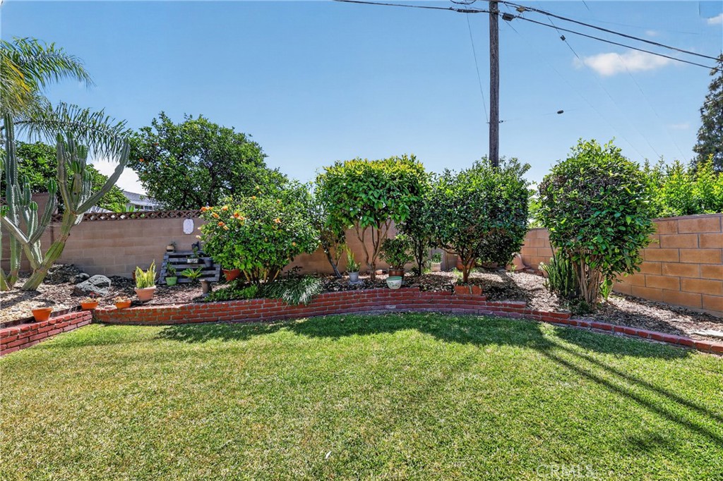 15410 Loretta Drive