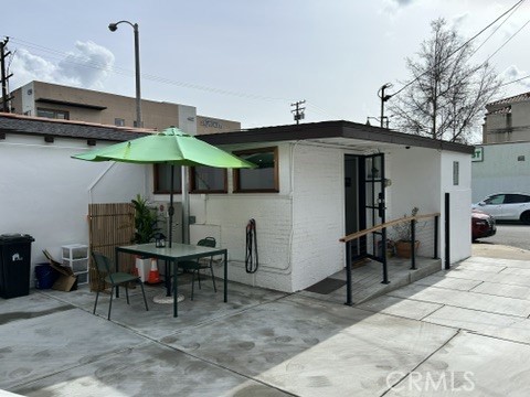 327 S San Gabriel