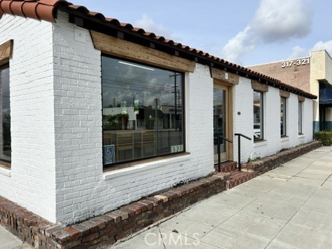 327 S San Gabriel