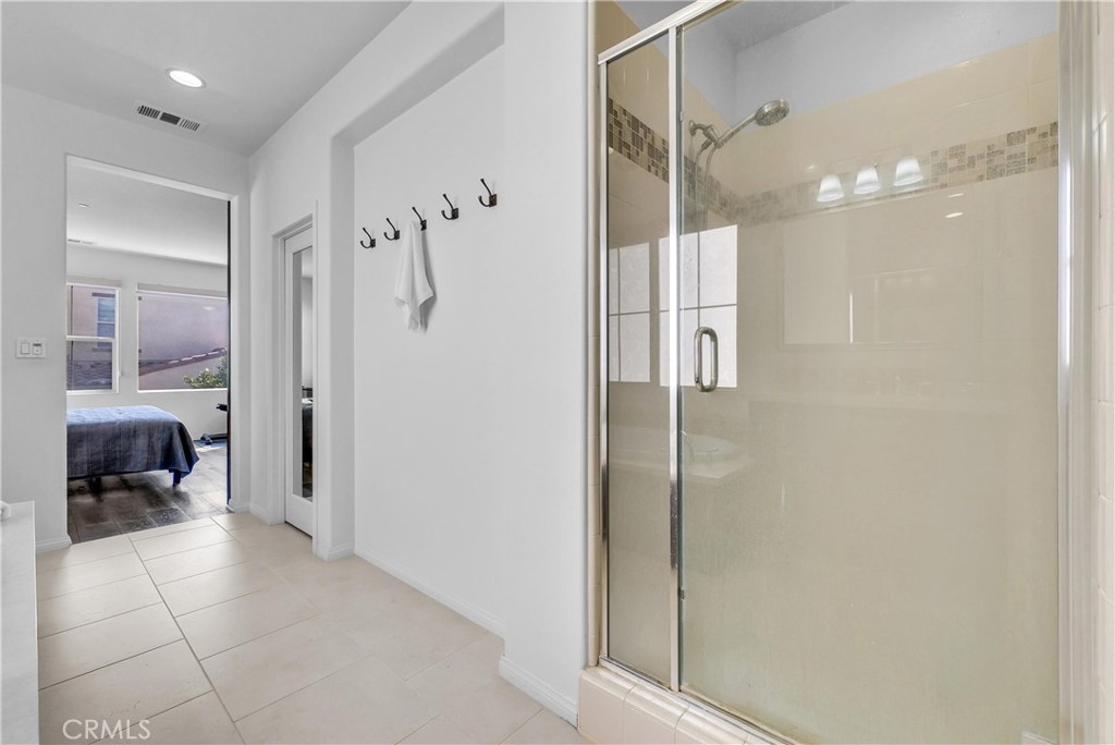 320 La Floresta Drive