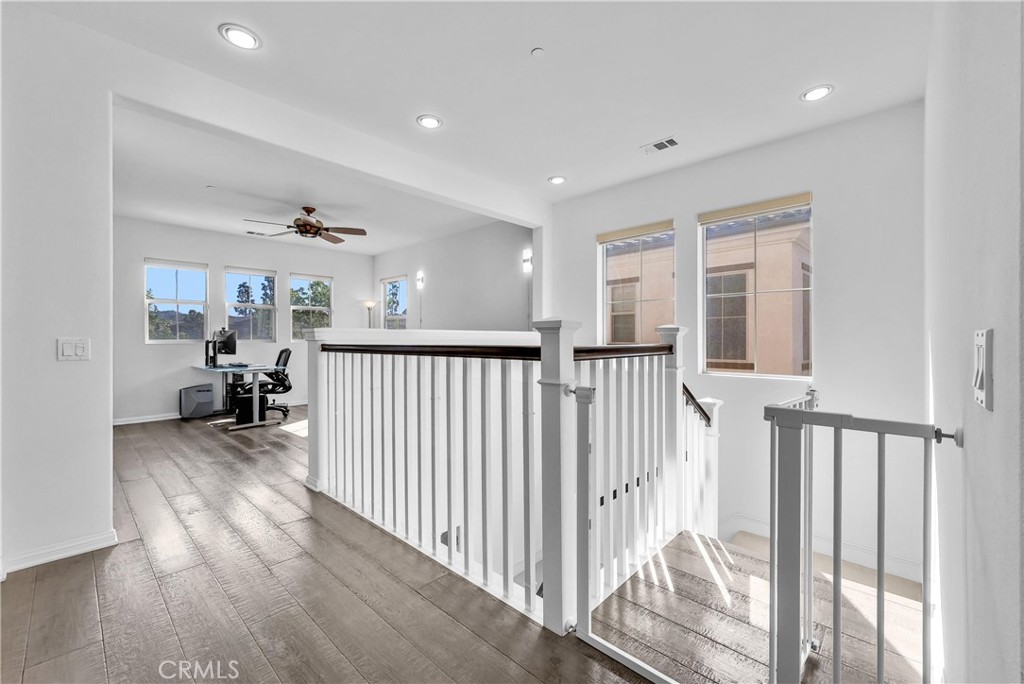 320 La Floresta Drive