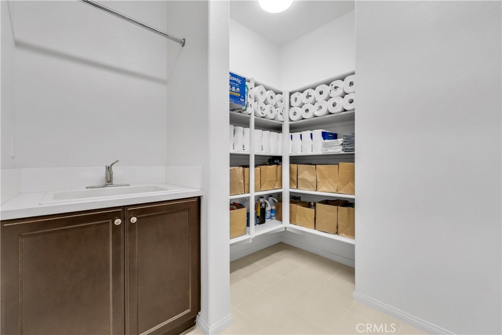 320 La Floresta Drive