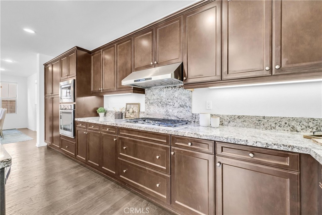 320 La Floresta Drive