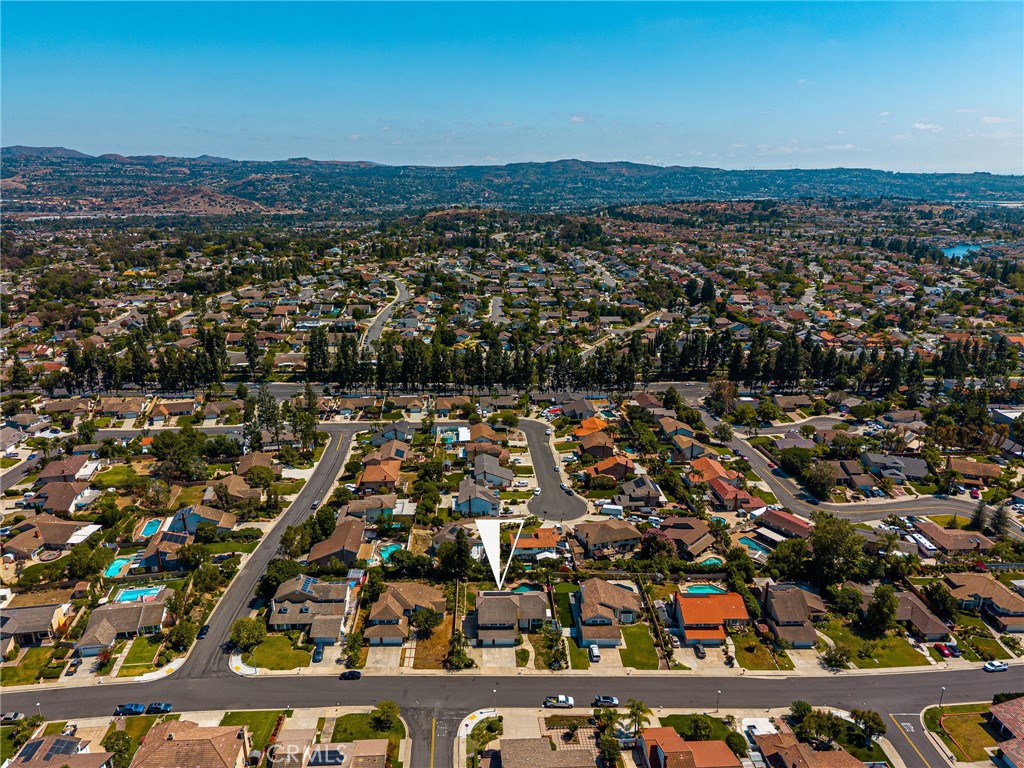 20660 Vista Del Sol