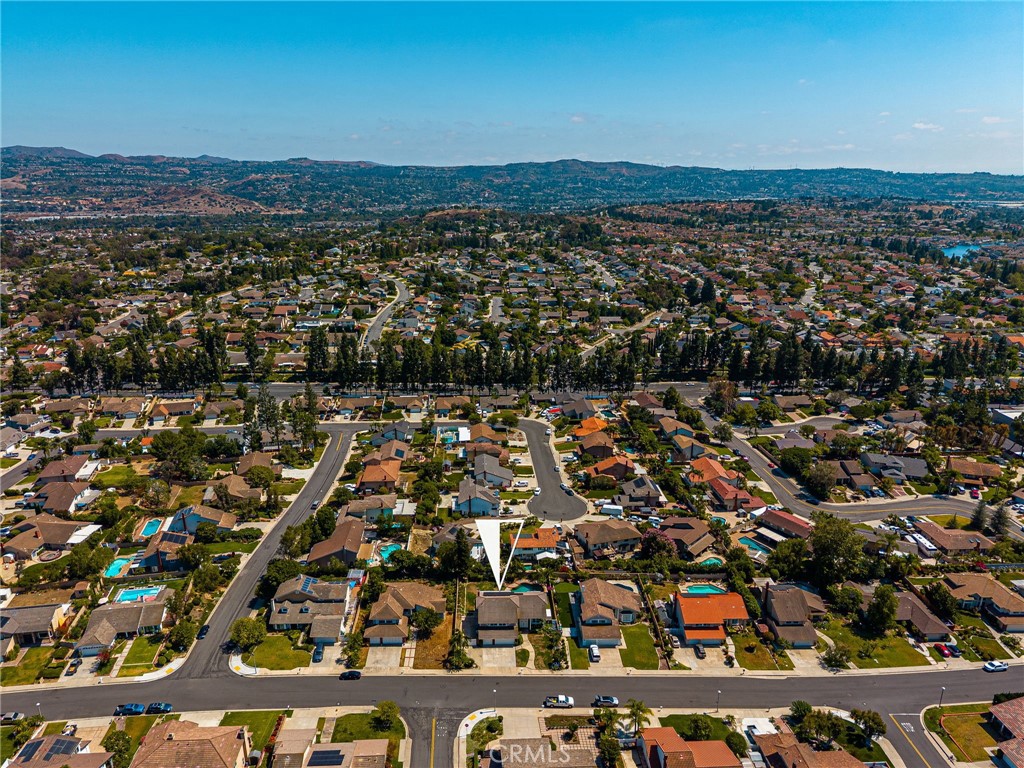 20660 Vista Del Sol