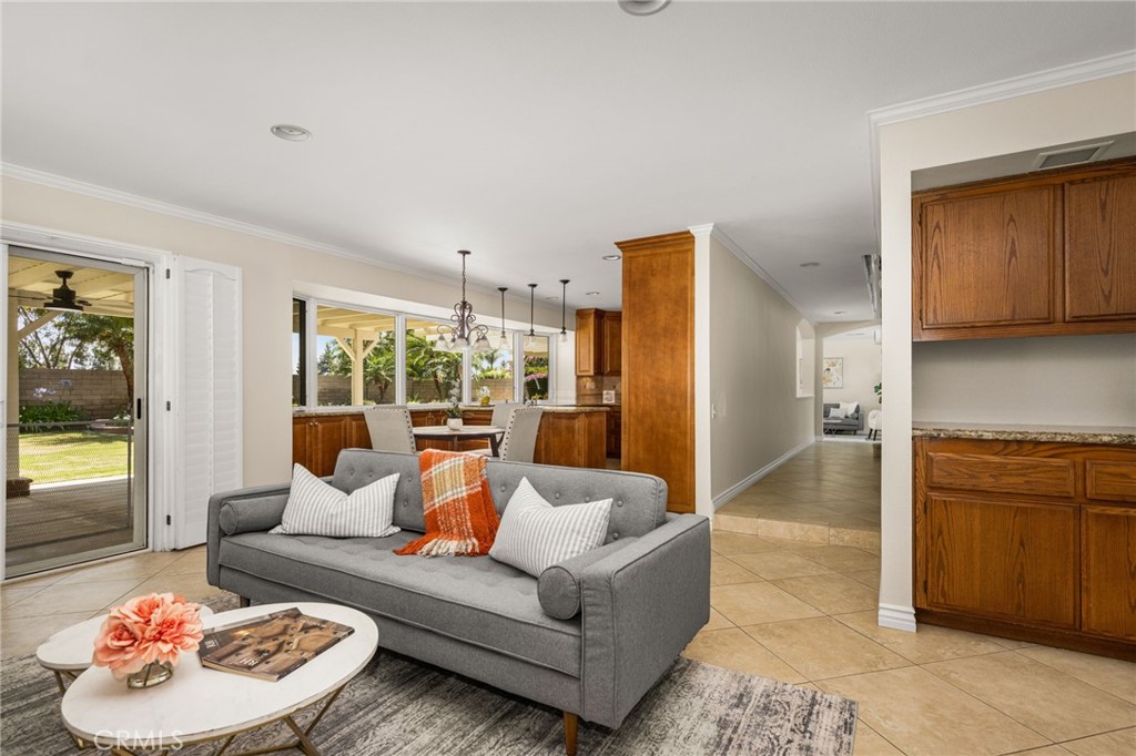 20660 Vista Del Sol