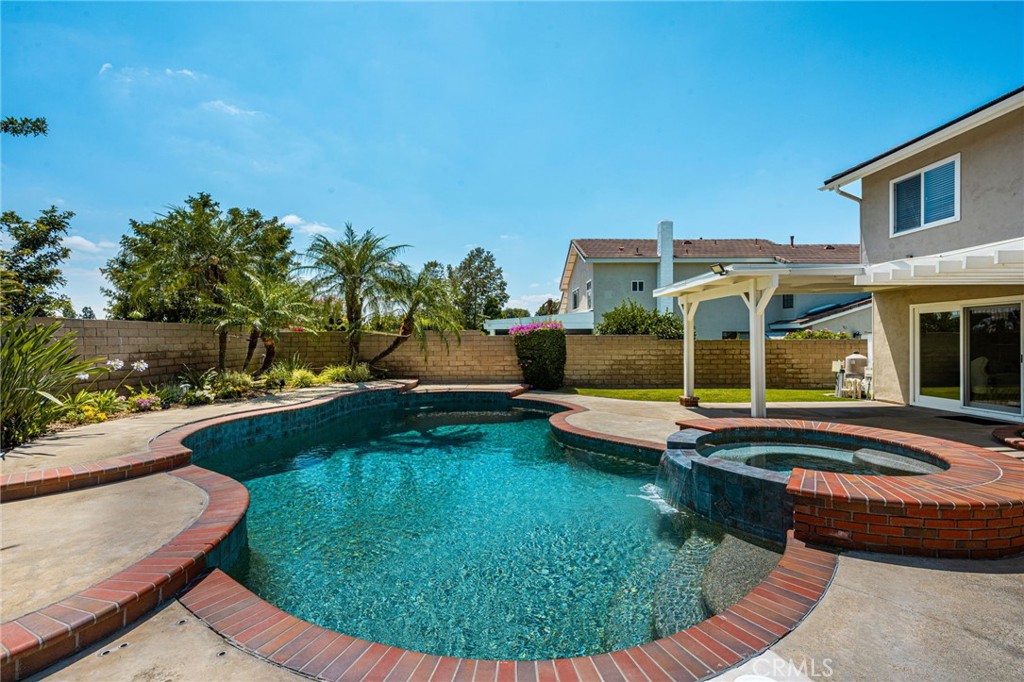 20660 Vista Del Sol