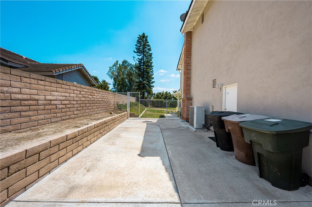 20660 Vista Del Sol