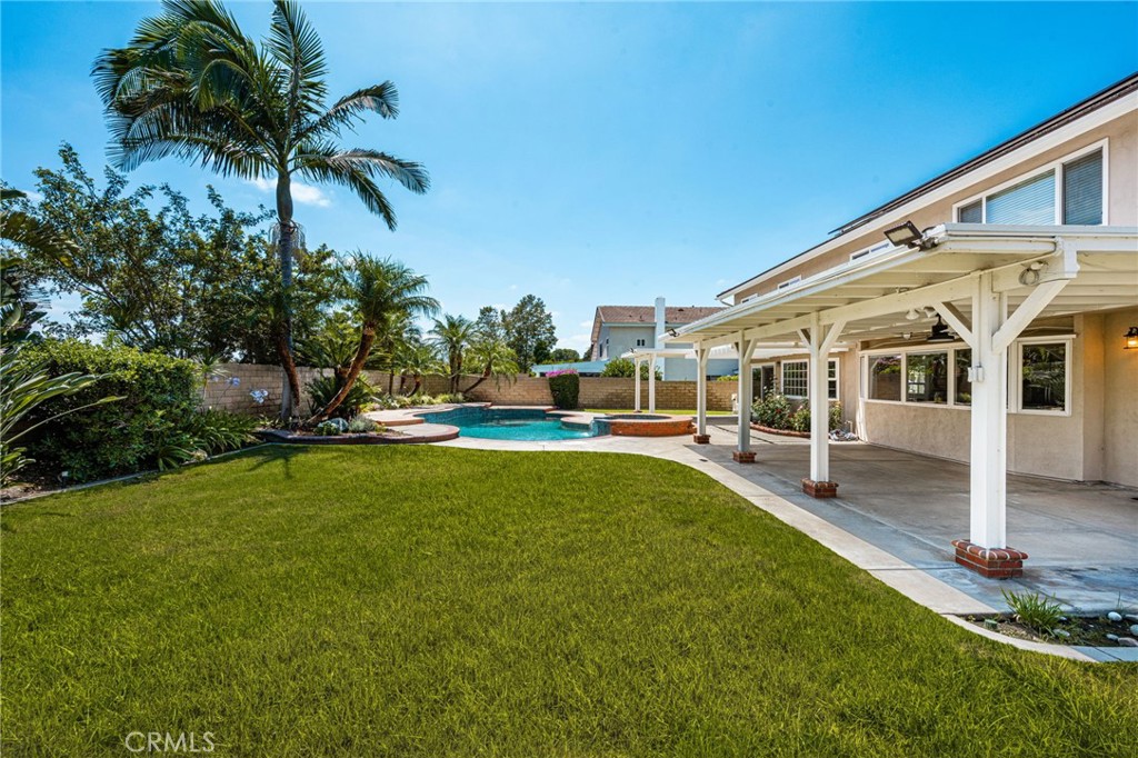 20660 Vista Del Sol