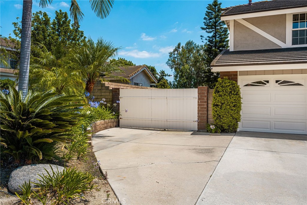 20660 Vista Del Sol