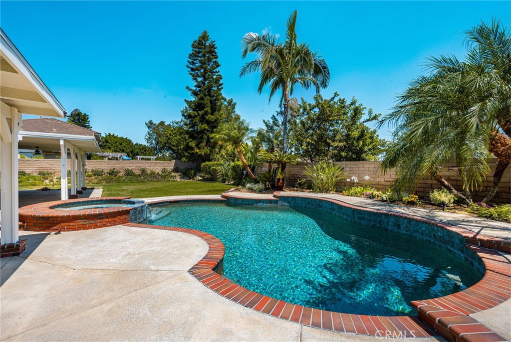 20660 Vista Del Sol
