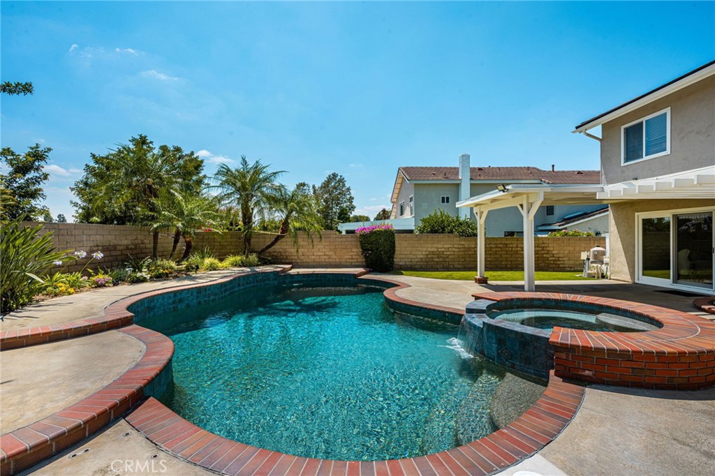 20660 Vista Del Sol