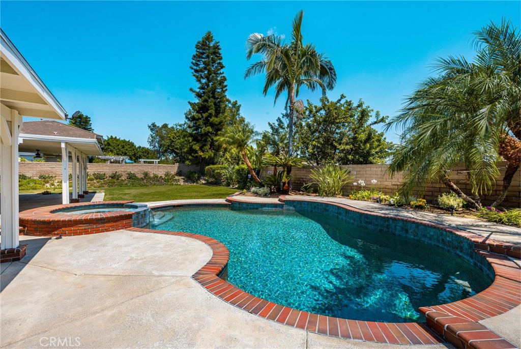 20660 Vista Del Sol