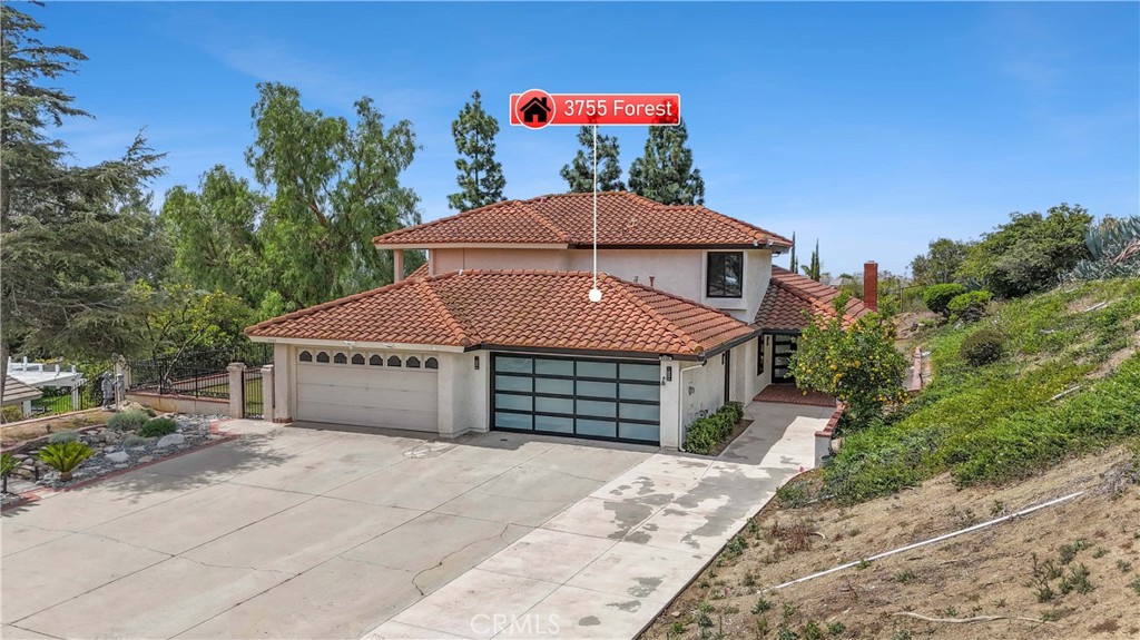 3755 Forest Avenue