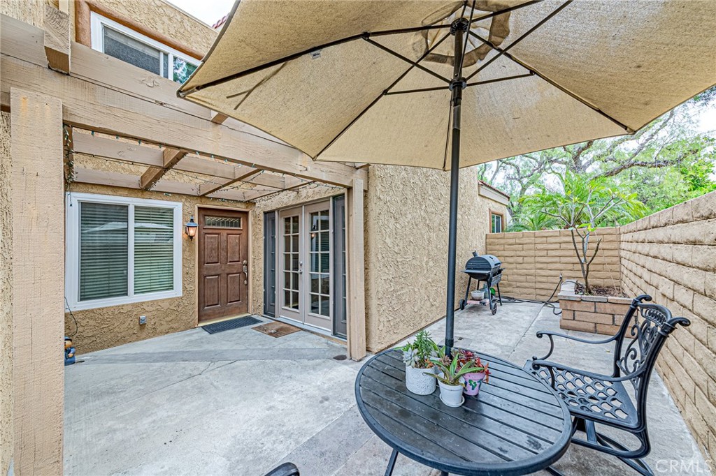 2758 Via Hacienda