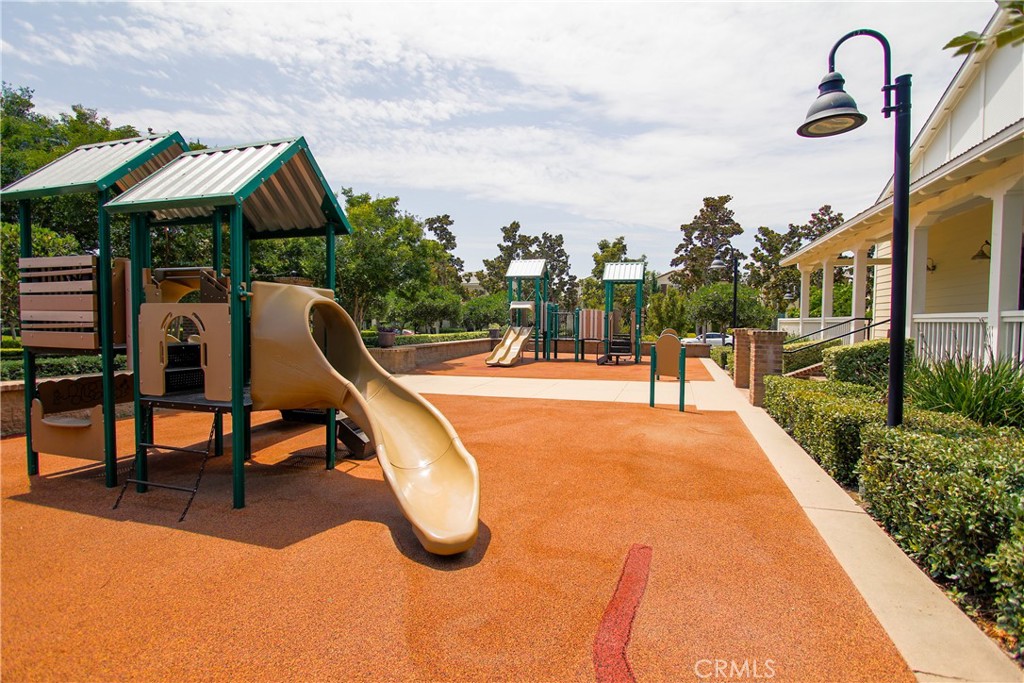 3981 E Heritage Lane