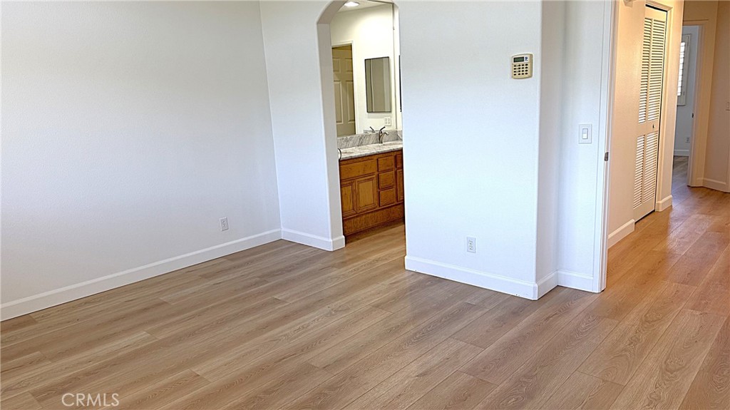 8382 E Truckee