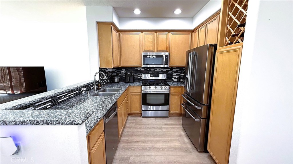 8382 E Truckee