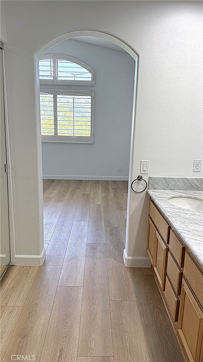 8382 E Truckee