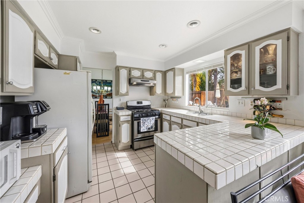 9338 Loquat Drive