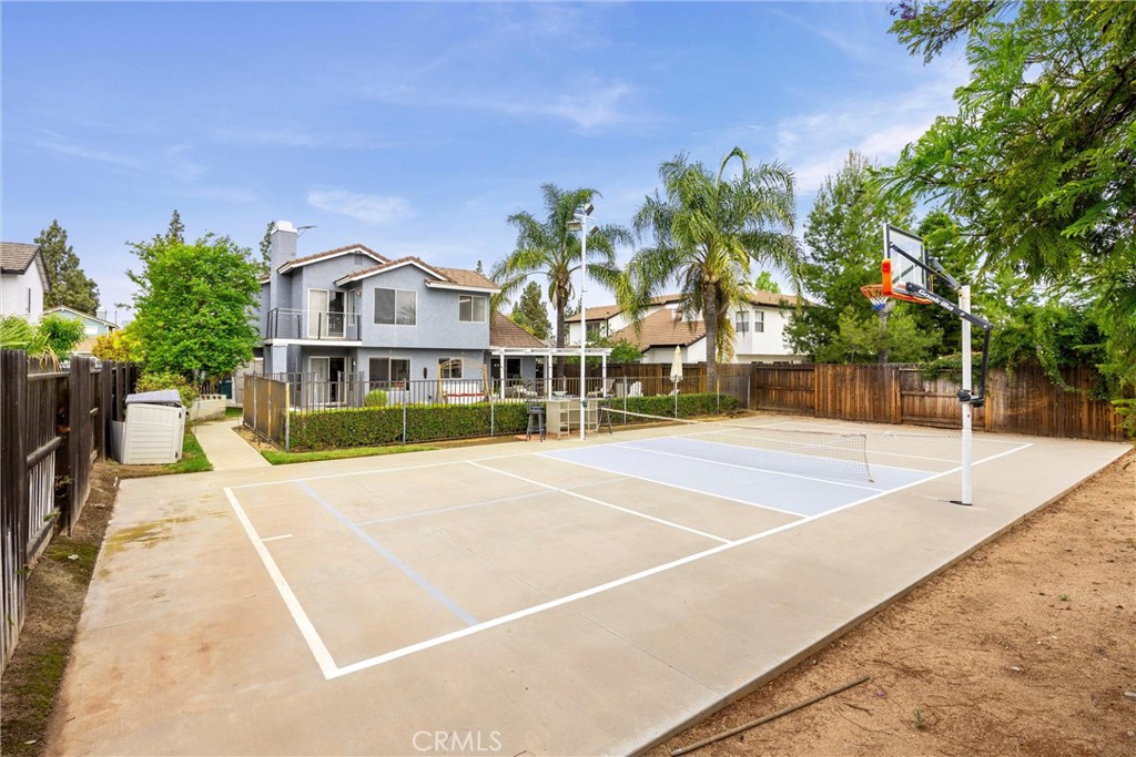 9338 Loquat Drive