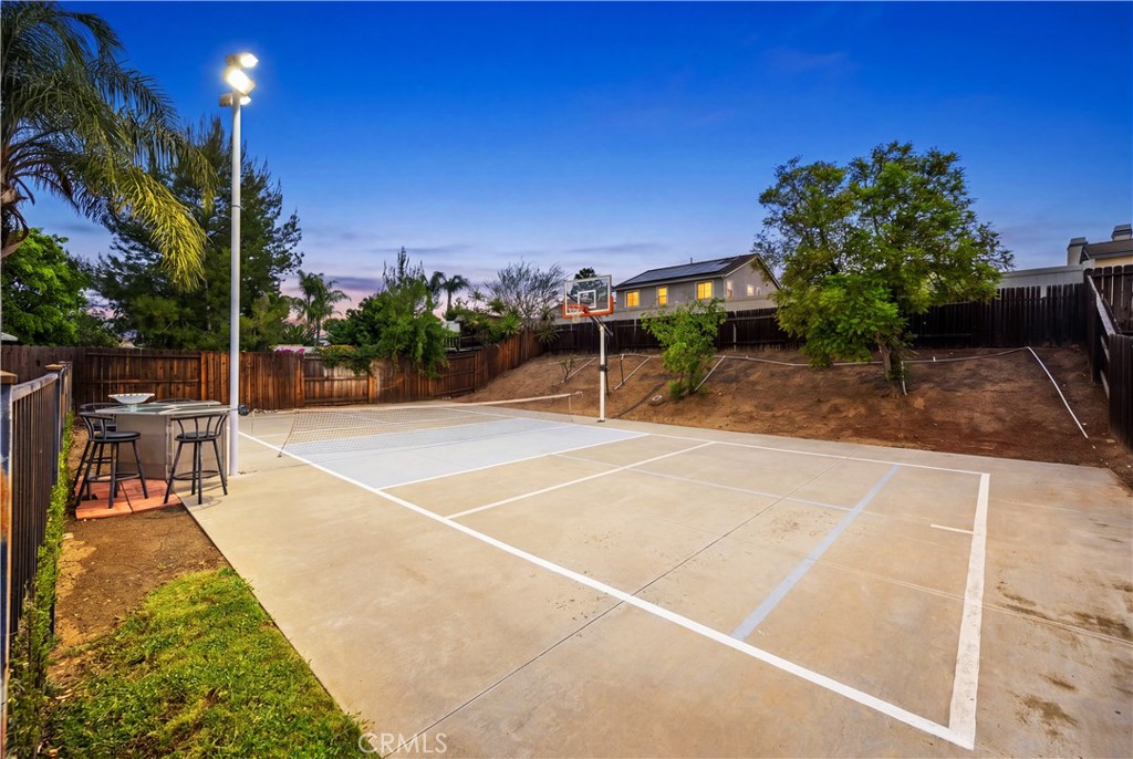 9338 Loquat Drive