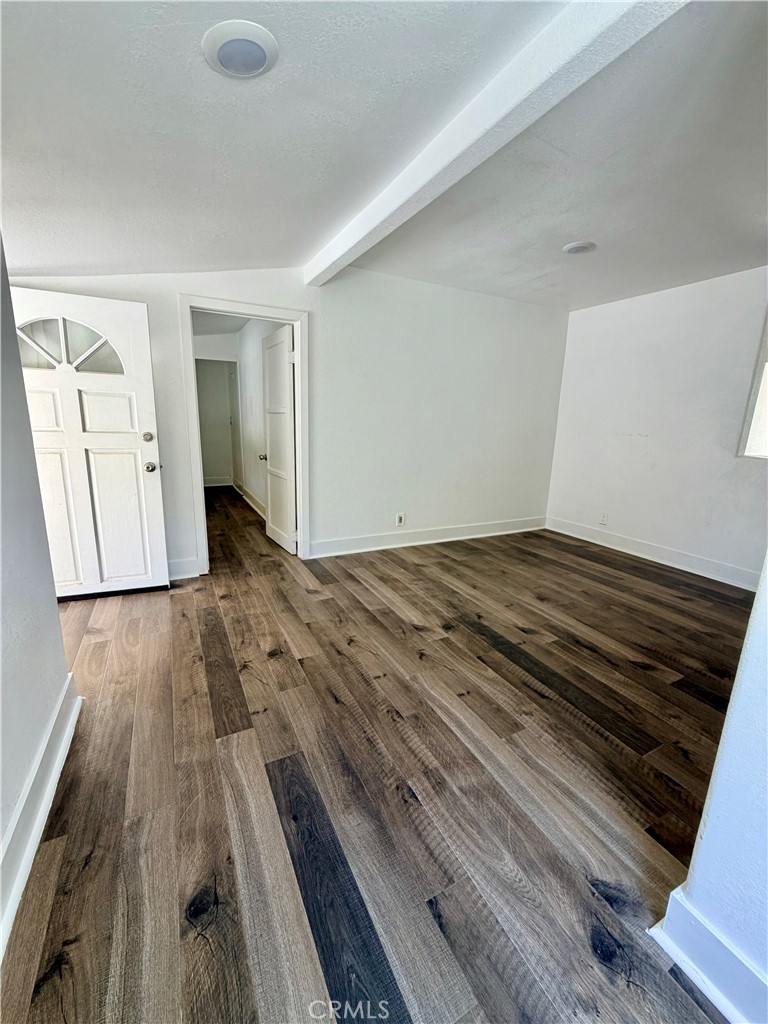 7253 Loma Verde Avenue