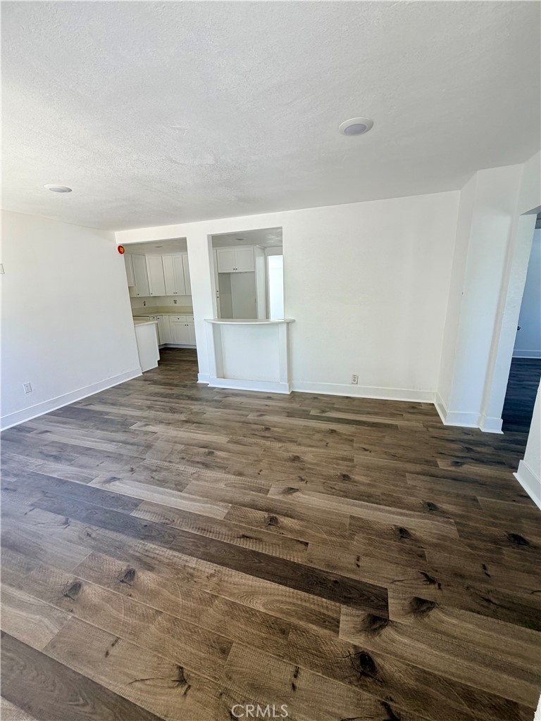 7253 Loma Verde Avenue