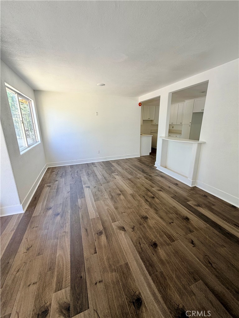 7253 Loma Verde Avenue