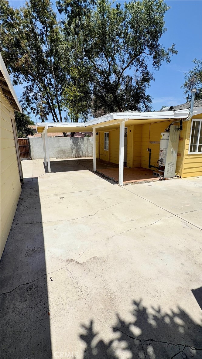 7253 Loma Verde Avenue