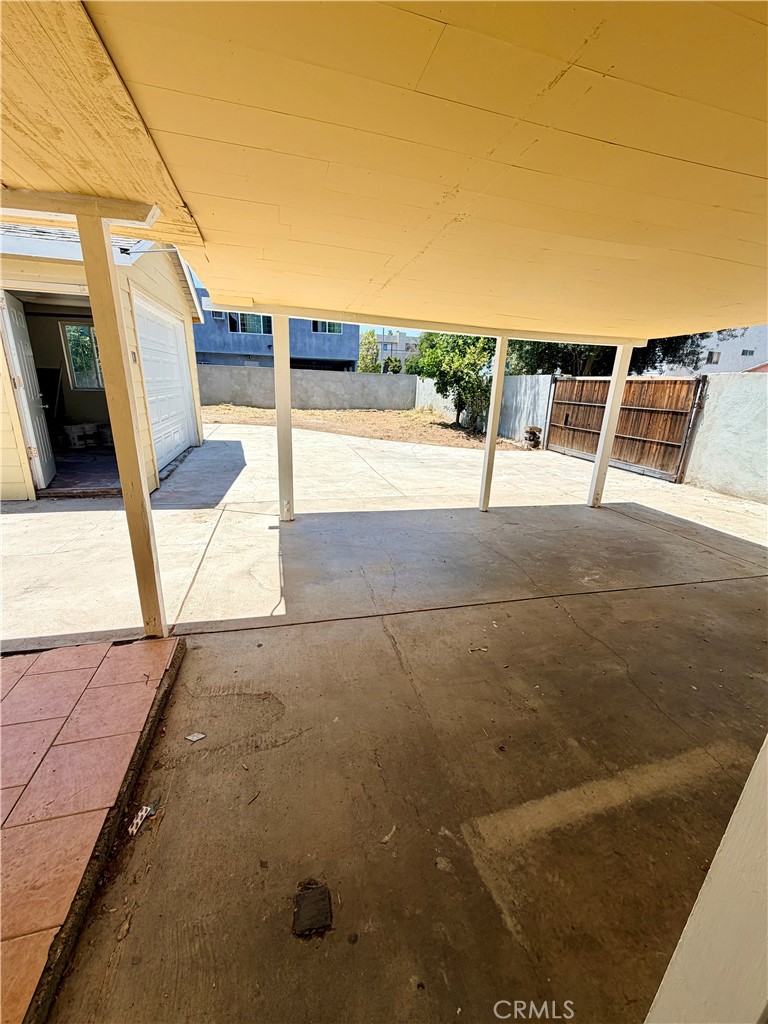 7253 Loma Verde Avenue