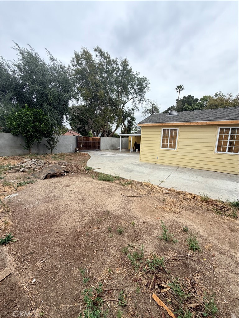 7253 Loma Verde Avenue