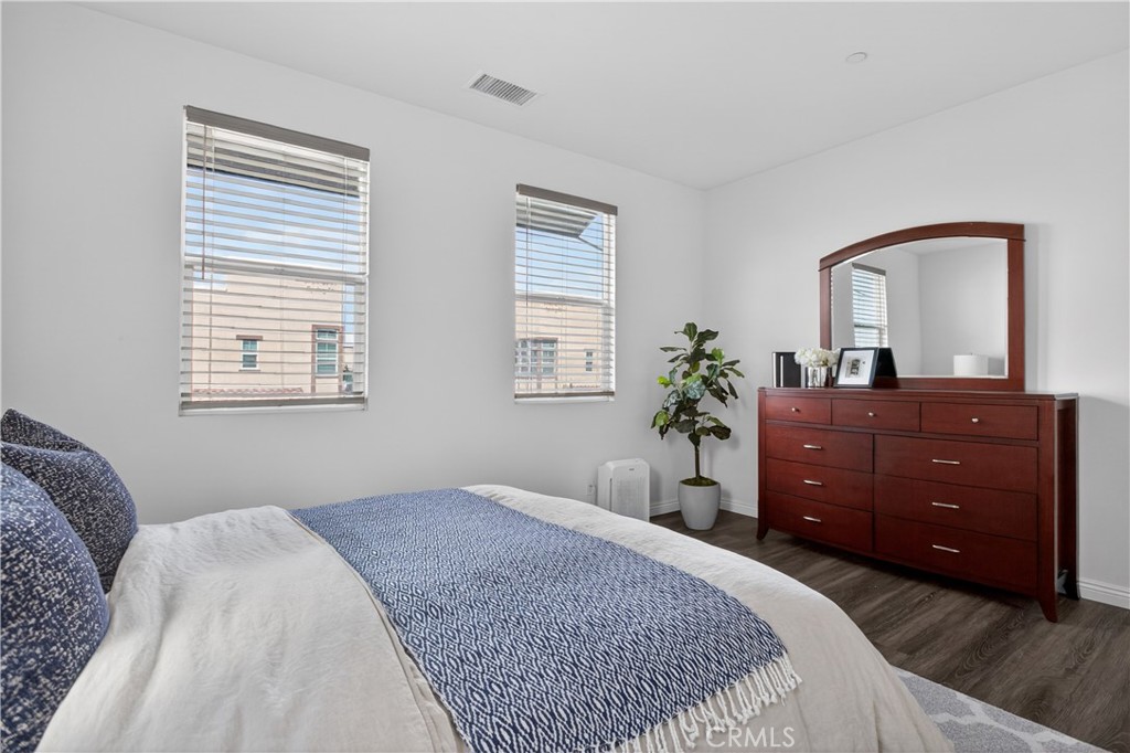 5796 Spring