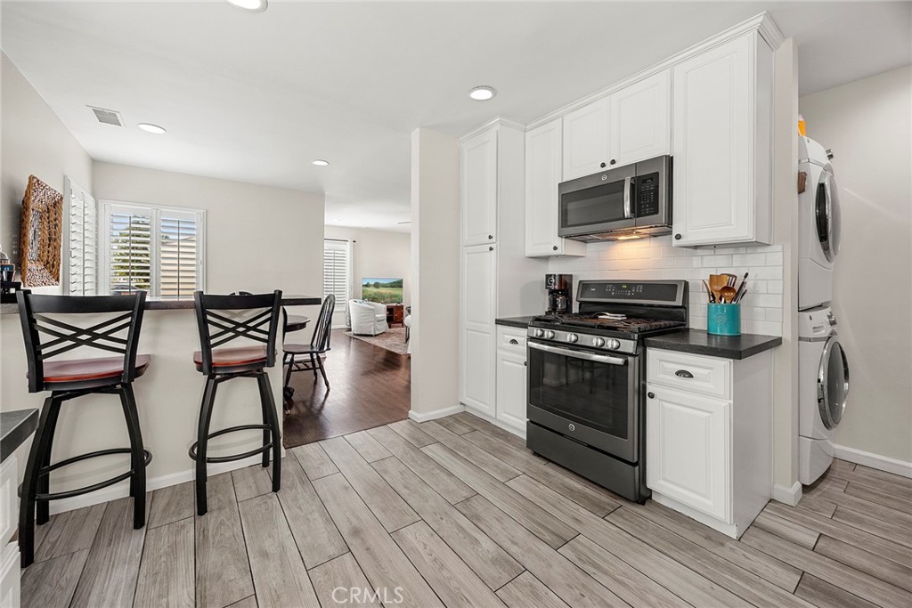 401 W Southgate Avenue