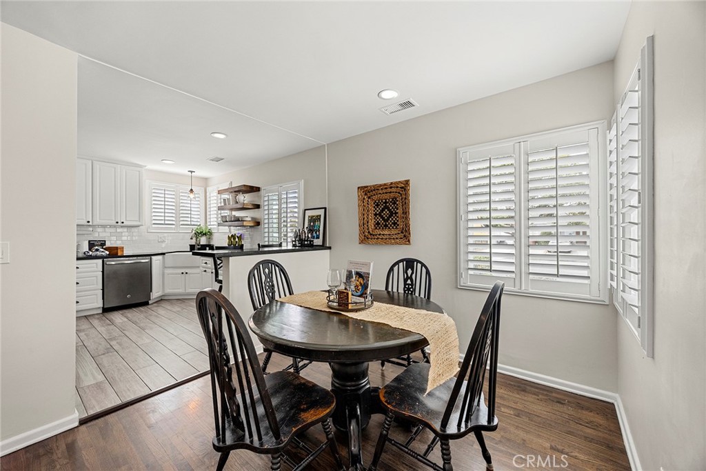 401 W Southgate Avenue