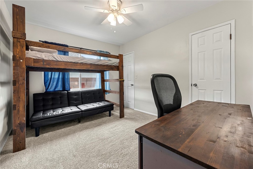 401 W Southgate Avenue