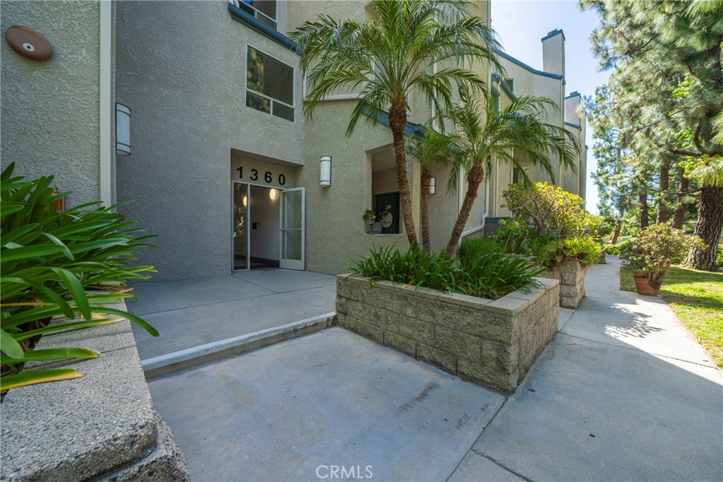 1360 W Capitol Drive 138