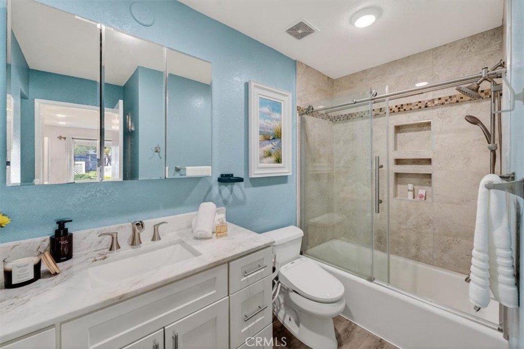 22230 S Vermont 103B