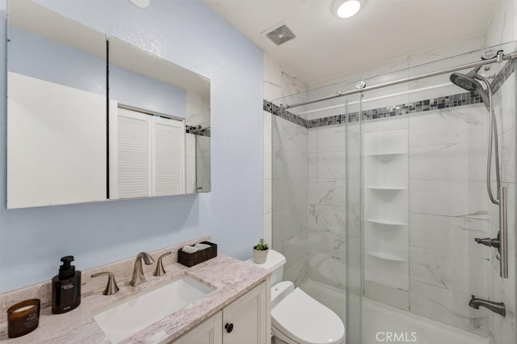 22230 S Vermont 103B