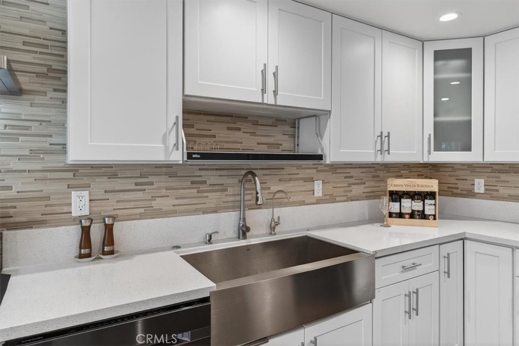 22230 S Vermont 103B