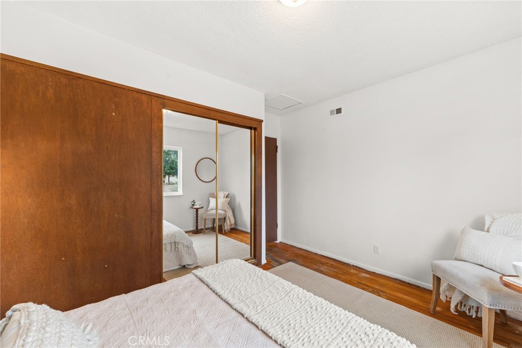 8338 Palais Road