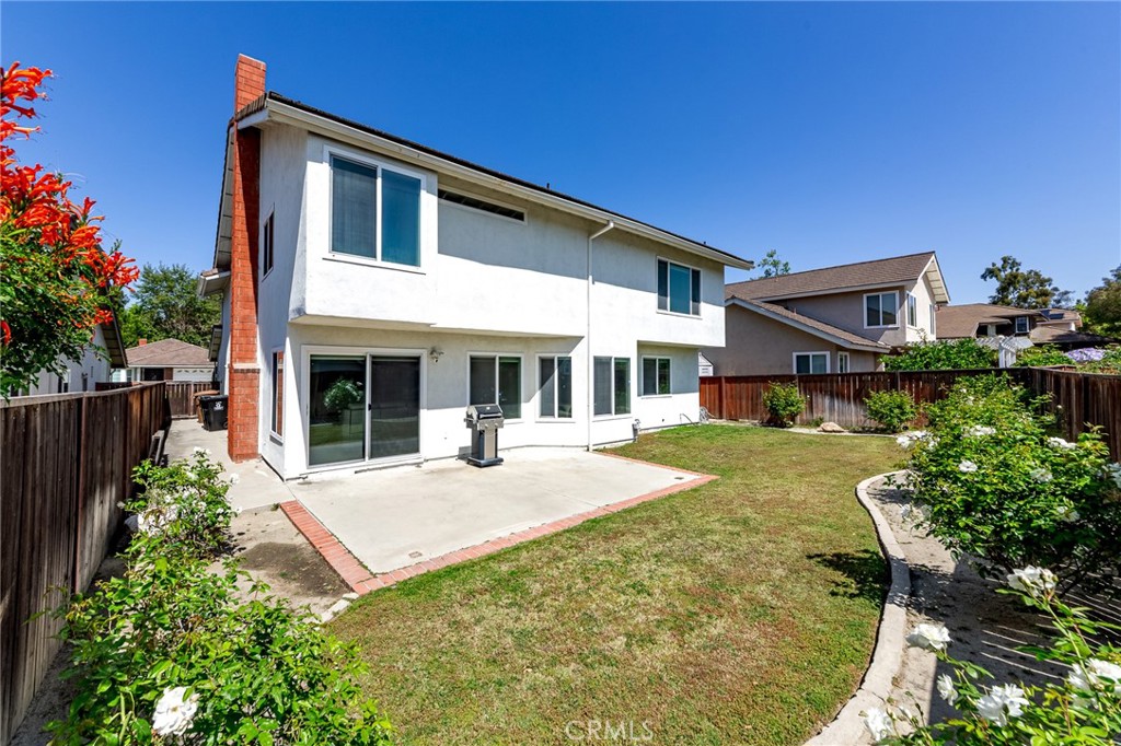2106 Greenwood Court