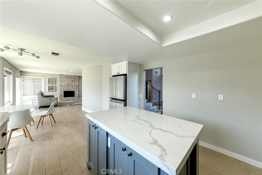 2106 Greenwood Court