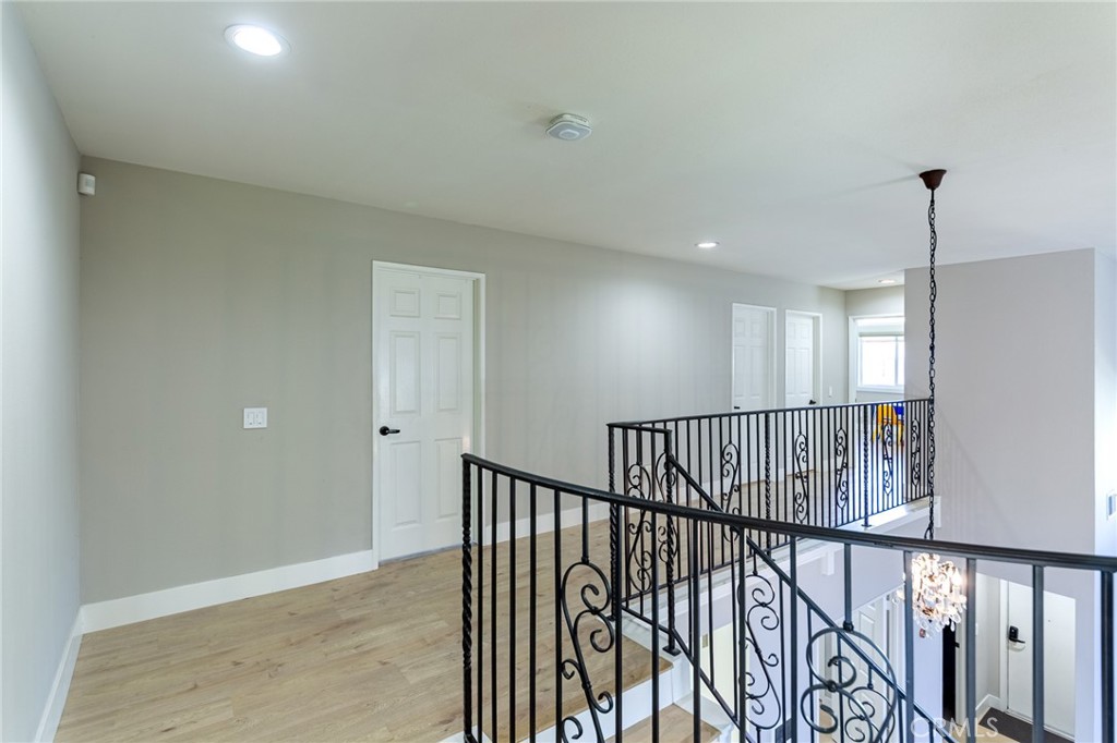 2106 Greenwood Court