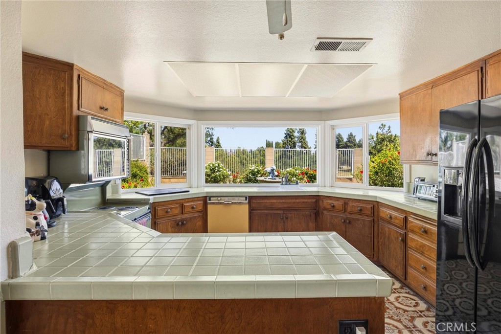 2132 Camino Rey